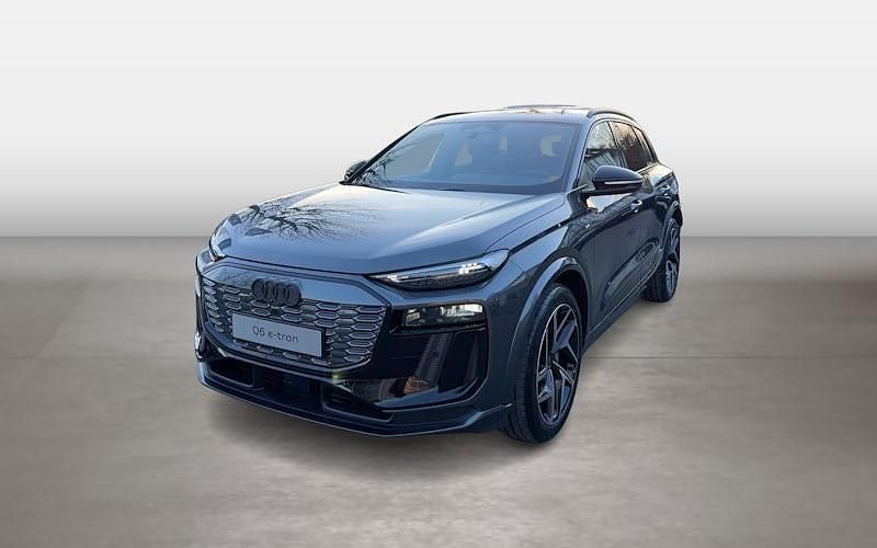 Neu Audi Q6 e-tron Advanced 285 kW (388 PS) 2026 Grau SUV