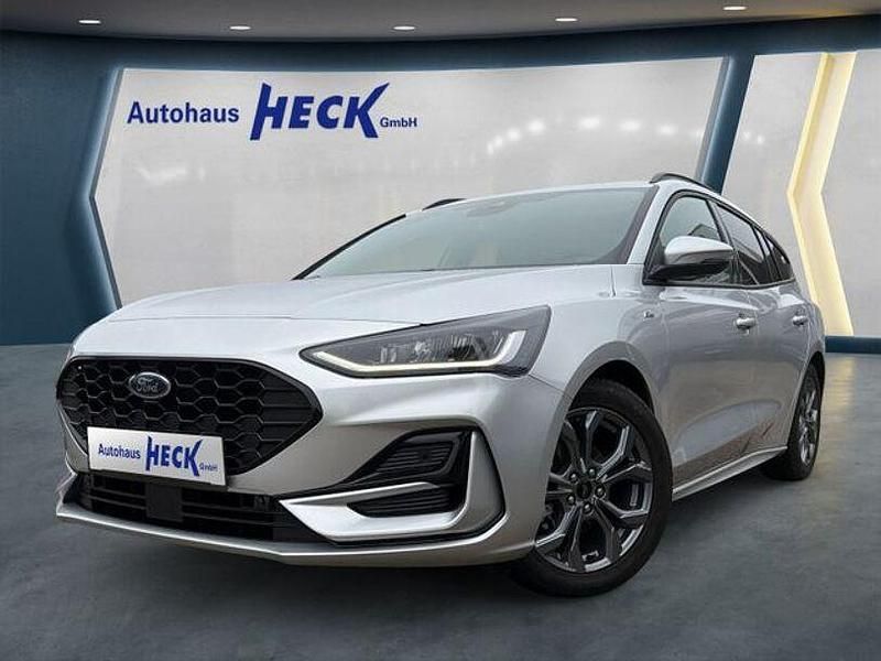 Gebraucht Ford Focus ST-Line 155 PS (114 kW) 2024 Silber Limousine