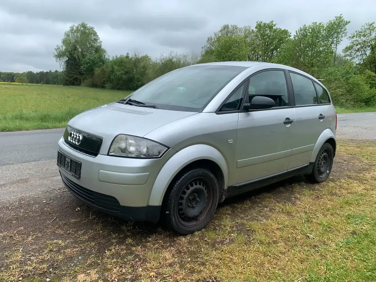 Gebraucht Audi A2 75 PS (55 kW) 2001 Silber Kleinwagen