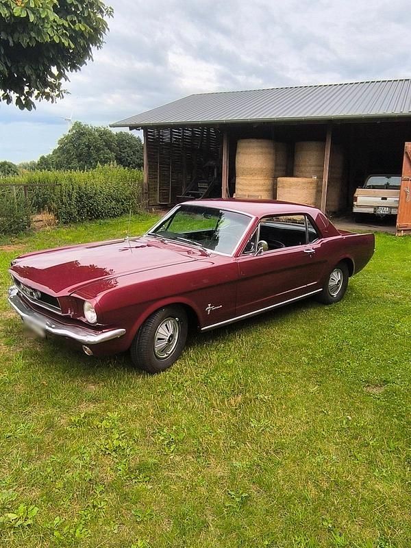 Second-hand Ford Mustang 120 CP (88 kW) 1966 Roșu Coupe