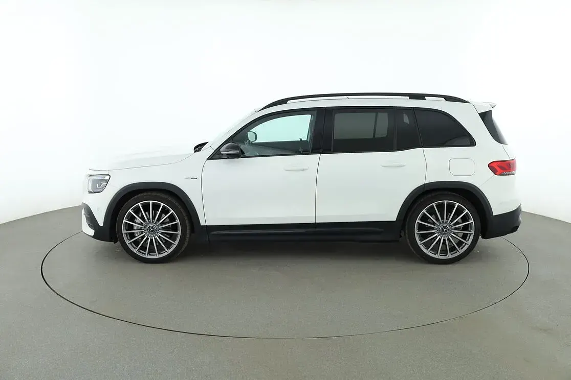 Gebraucht Mercedes GLB35 AMG 306 PS (225 kW) 2022 Weiß SUV