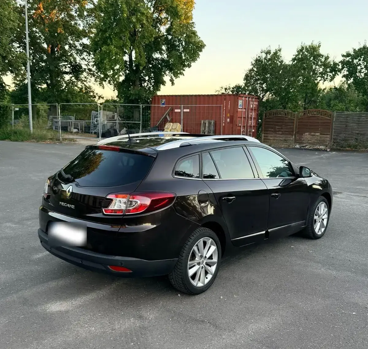 Gebraucht Renault Mégane GrandTour 140 PS (102 kW) 2013 Braun Kombi