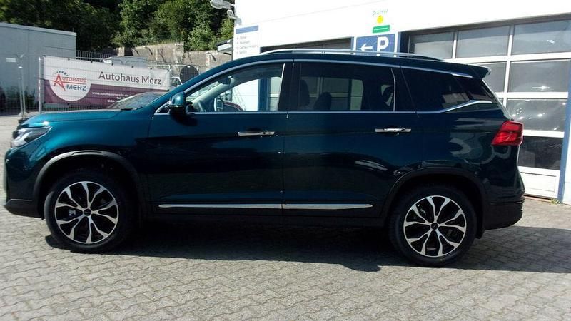 Neu DFSK Forthing 3 170 PS (125 kW) 2025 Grün SUV