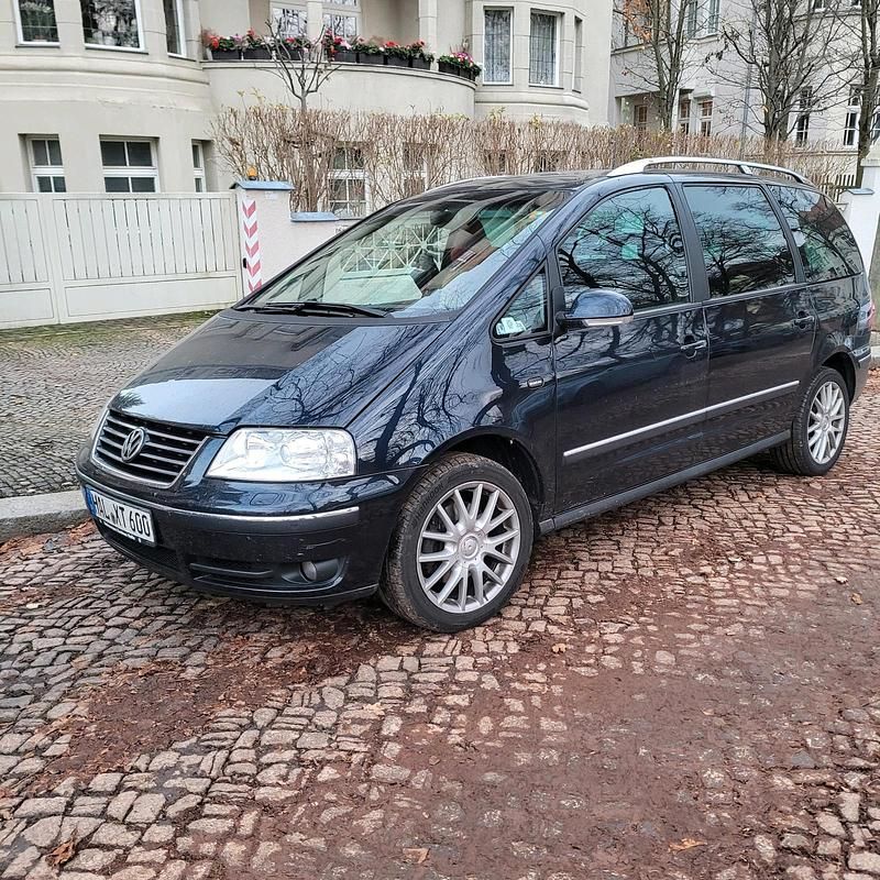 Blau Gebraucht 2007 VW Sharan Freestyle Van / Kleinbus | 2.000 € (Superpreis) - Bild 1/4