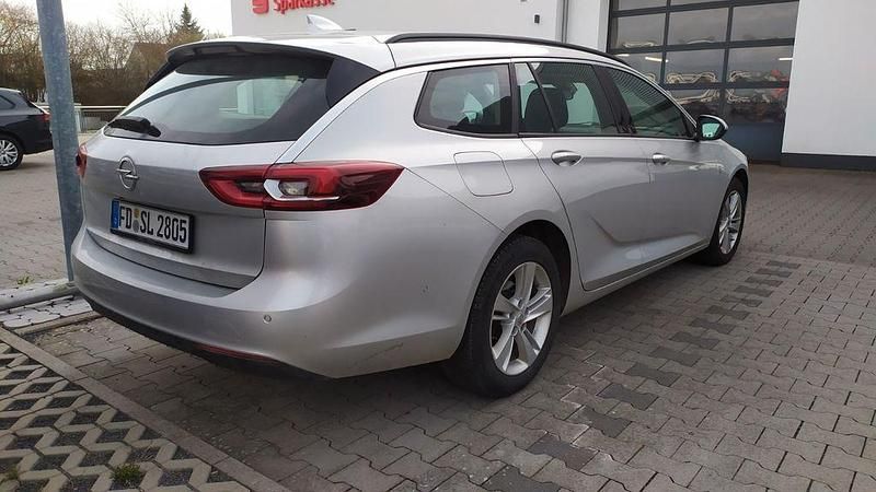 Gebraucht Opel Insignia Dynamic 170 PS (125 kW) 2017 Grau Limousine