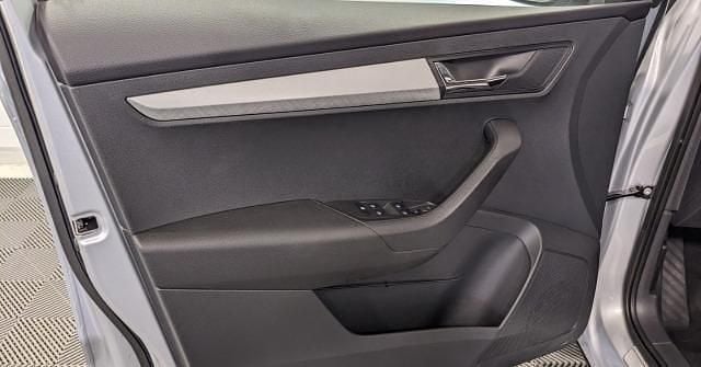 Gebraucht Skoda Karoq Selection 150 PS (110 kW) 2024 Metallic SUV