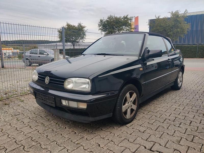 Schwarz Gebraucht 1997 VW Golf Cabriolet Cabrio | 950 € - Bild 1/4