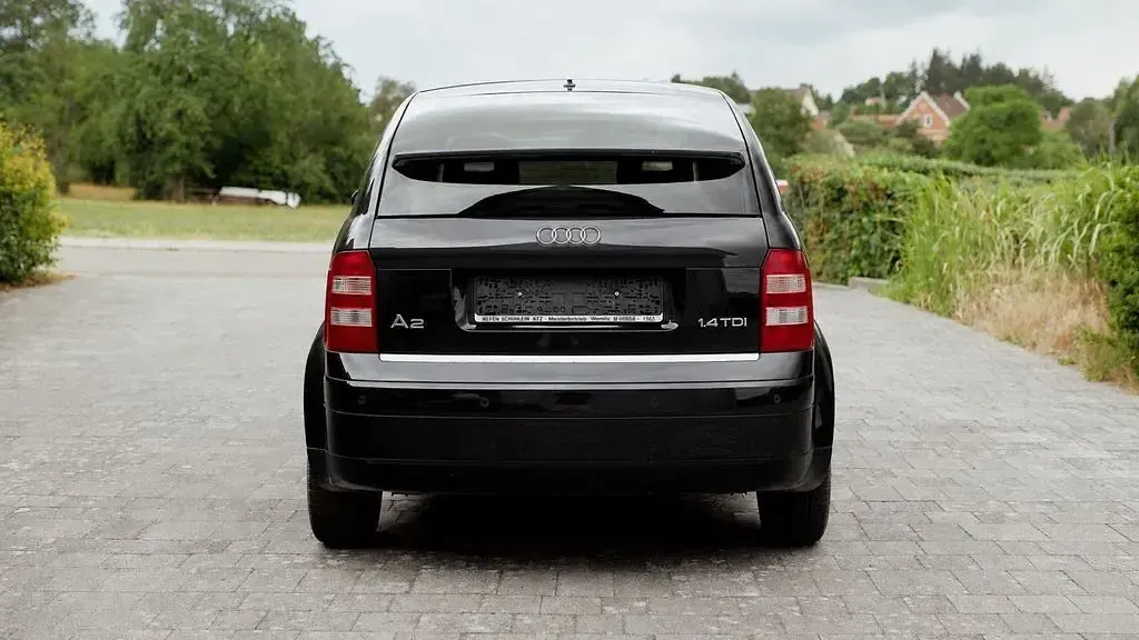 Gebraucht Audi A2 76 PS (55 kW) 2005 Schwarz Kleinwagen