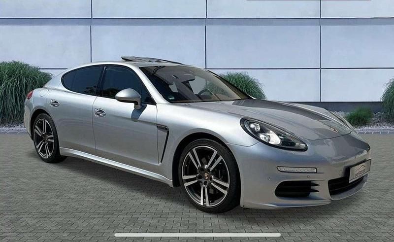 Silber Gebraucht 2013 Porsche Panamera Limousine | 34.900 € (Etwas zu teuer) - Bild 1/4