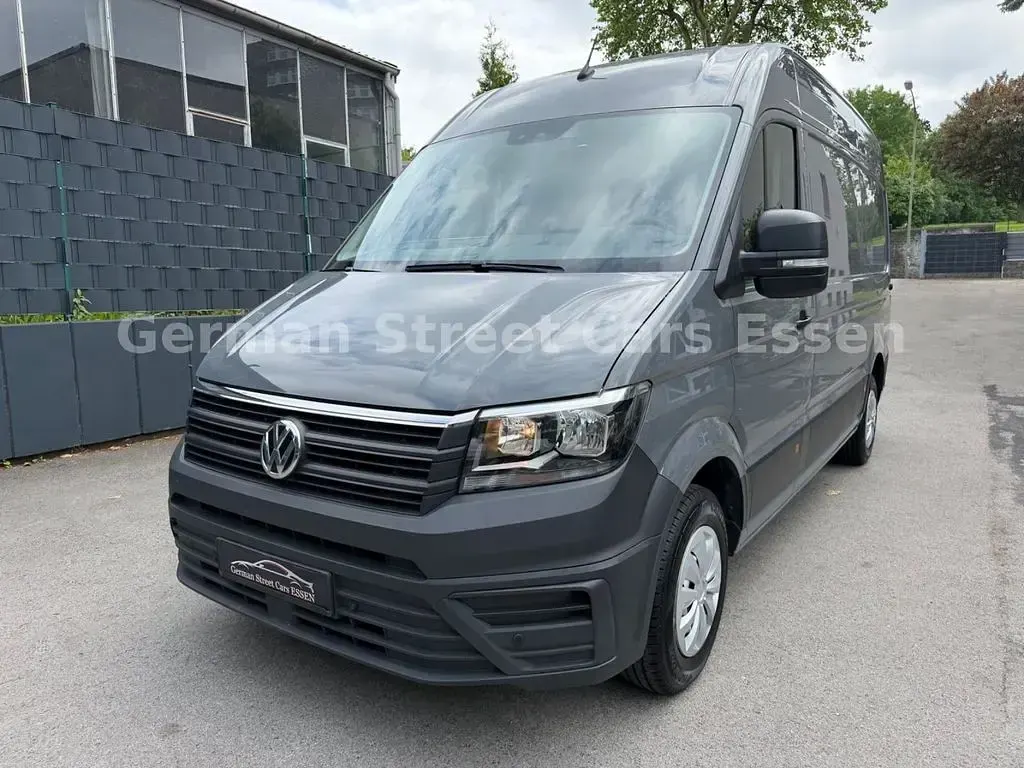 Gebraucht VW Crafter 140 PS (102 kW) 2023 Grau Van