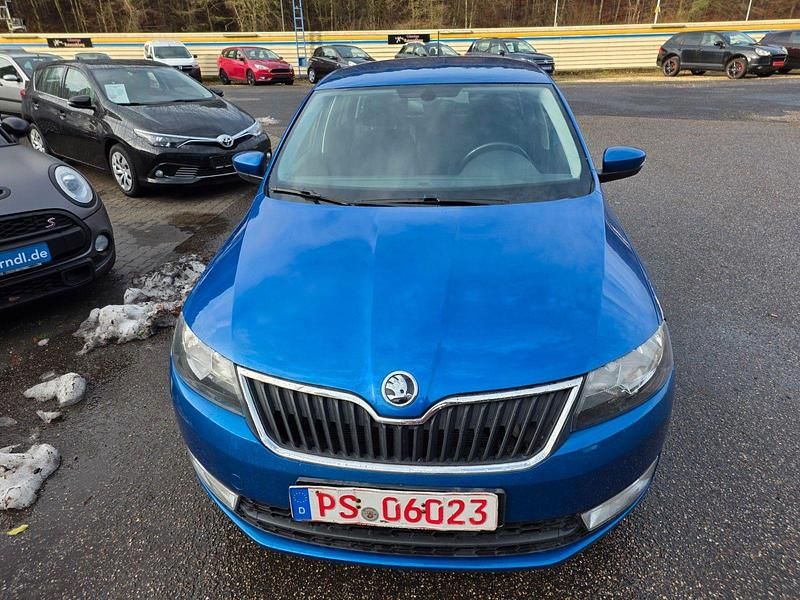 Gebraucht Skoda Rapid Active 90 PS (66 kW) 2016 Blau Kleinwagen