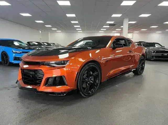 Gebraucht Chevrolet Camaro ZL1 461 PS (339 kW) 2022 Orange Coupé