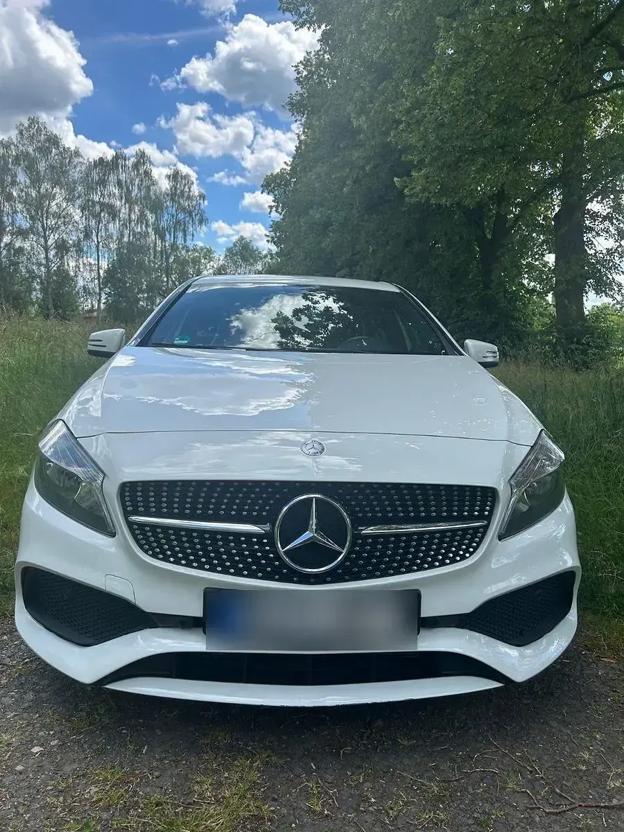 Gebraucht Mercedes A220 AMG line 177 PS (130 kW) 2017 Weiß Kleinwagen