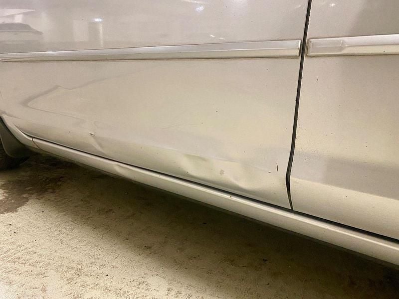 Usado Mazda 3 Active 105 HP (77 kW) 2006 Prateado Sedan