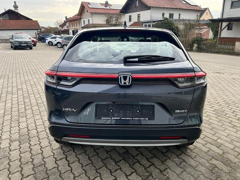 Gebraucht Honda HR-V Elegance 131 PS (96 kW) 2023 Meteoroid grey (metallic) SUV