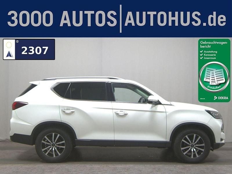 Weiss Gebraucht 2023 Ssangyong (KGM) Rexton SUV | 29.480 € - Bild 1/4