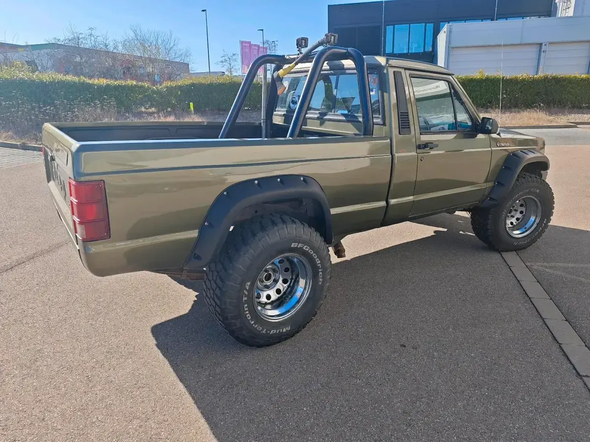 Gebraucht Jeep Comanche 178 PS (130 kW) 1990 Andere farben Pickup
