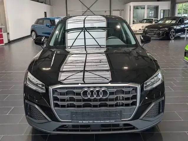 Gebraucht Audi Q2 160 PS (117 kW) 2022 Schwarz SUV