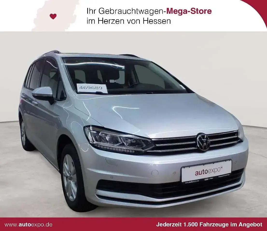 Gebraucht VW Touran Comfortline 150 PS (110 kW) 2021 Van / Kleinbus
