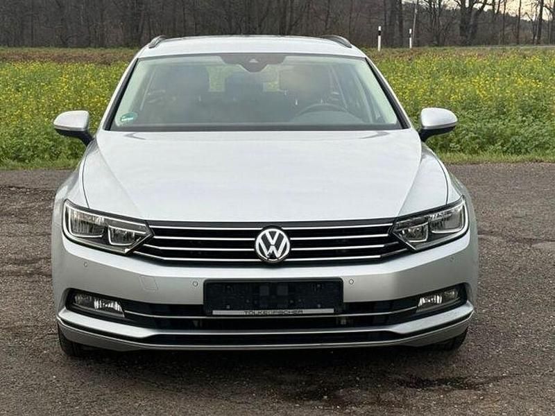 Gebraucht VW Passat Comfortline 150 PS (110 kW) 2019 Silber Kombi