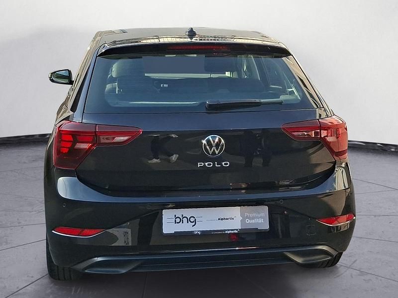 Gebraucht VW Polo Life 80 PS (58 kW) 2025 Deep black perleffekt Limousine