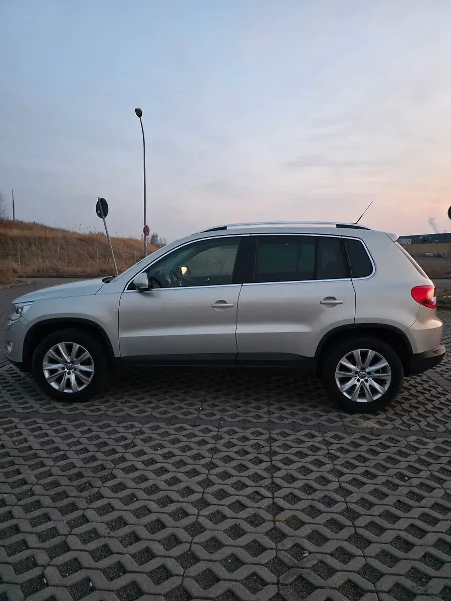 Gebraucht VW Tiguan Sport 170 PS (125 kW) 2009 Silber SUV