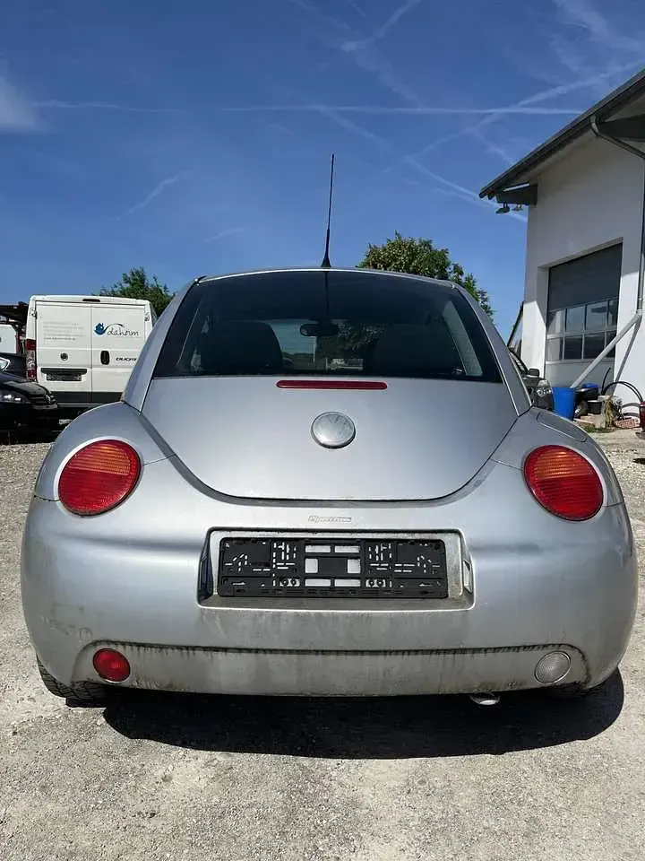 Gebraucht VW New Beetle 102 PS (75 kW) 2001 Reflexsilber metallic Kleinwagen