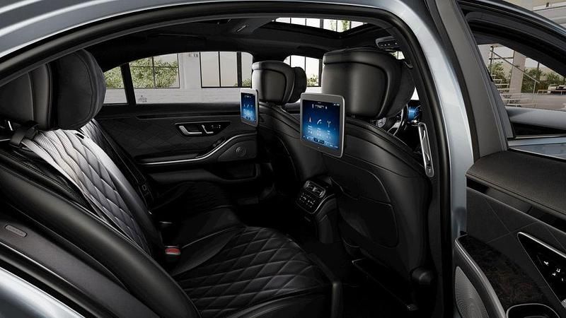 Silber Gebraucht 2021 Mercedes S400 AMG Limousine | 79.949 € (Fairer Preis) - Bild 1/4