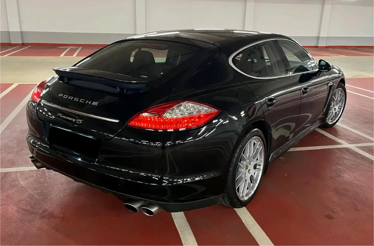 Gebraucht Porsche Panamera 4S 400 PS (294 kW) 2010 Schwarz Kleinwagen