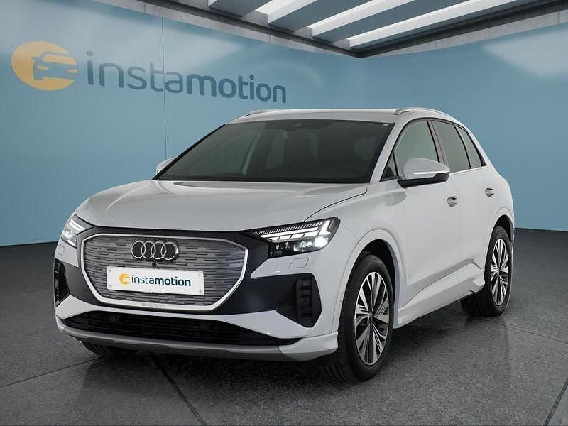 Weiß Gebraucht 2022 Audi Q4 e-tron S-Line SUV | 30.599 € (Fairer Preis) - Bild 1/4