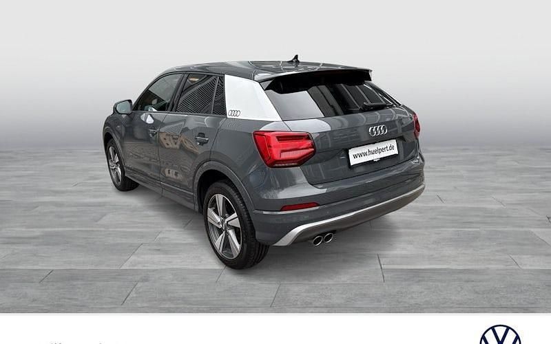 Gebraucht Audi Q2 Comfort 150 PS (110 kW) 2020 Grau SUV