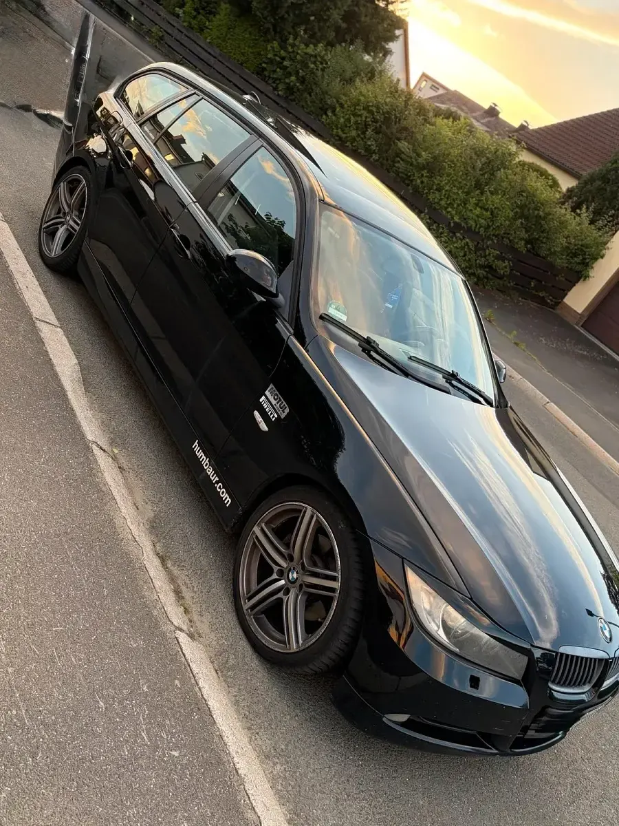 Gebraucht BMW 320 163 PS (119 kW) 2005 Schwarz Kombi