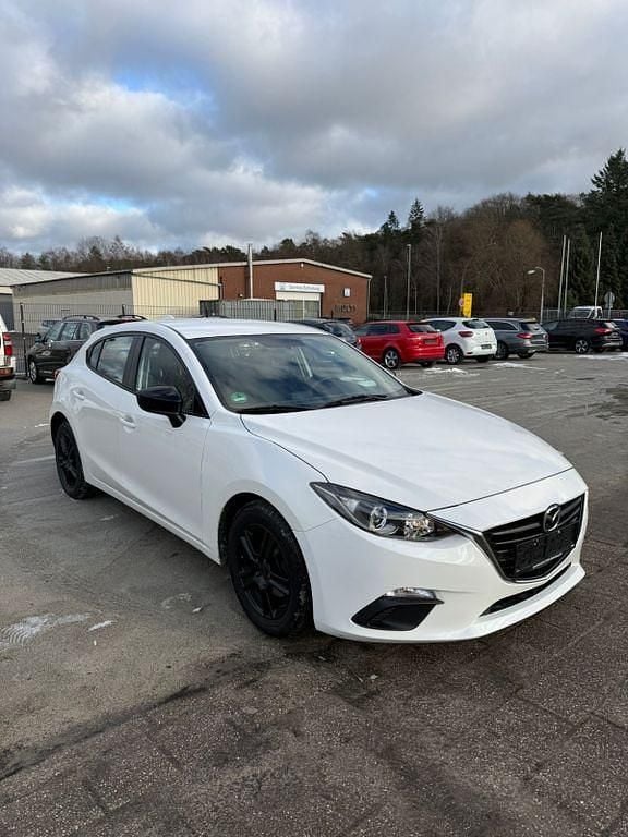 Weiß Gebraucht 2014 Mazda 3 Prime-Line Limousine | 6.300 € (Guter Preis) - Bild 1/4