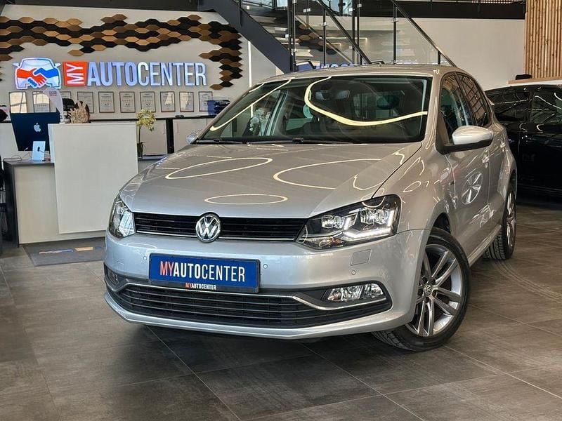 Gebraucht VW Polo LOUNGE 60 PS (44 kW) 2015 Silber Limousine