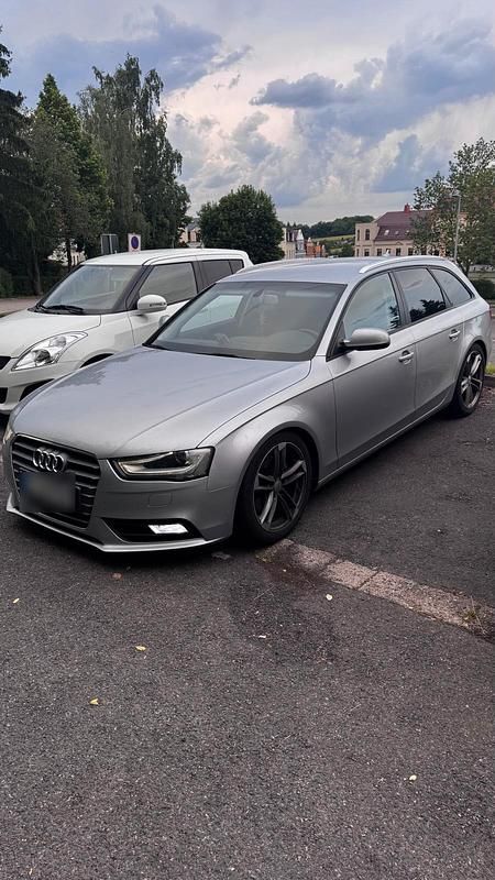 Gebraucht Audi A4 Attraction 136 PS (100 kW) 2014 Silber Kombi