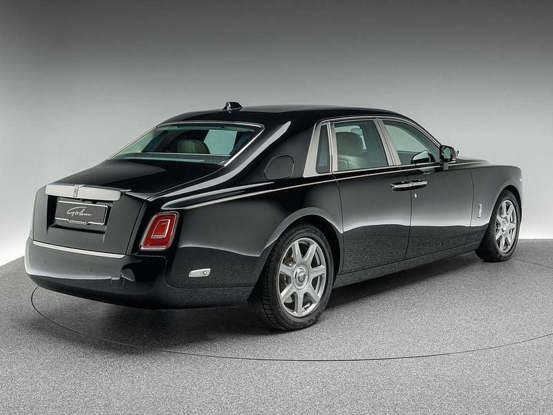 Gebraucht Rolls Royce Phantom 571 PS (419 kW) 2018 Schwarz schwarz (black diamond metall) metallic Limousine