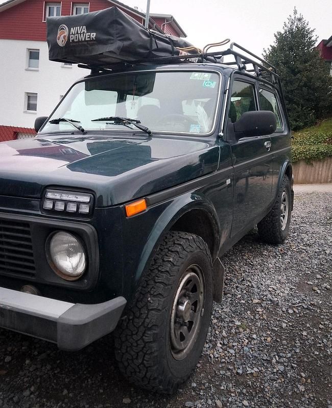 Gebraucht 2013 Lada niva SUV | 10.900 € (Teuer) - Bild 1/4