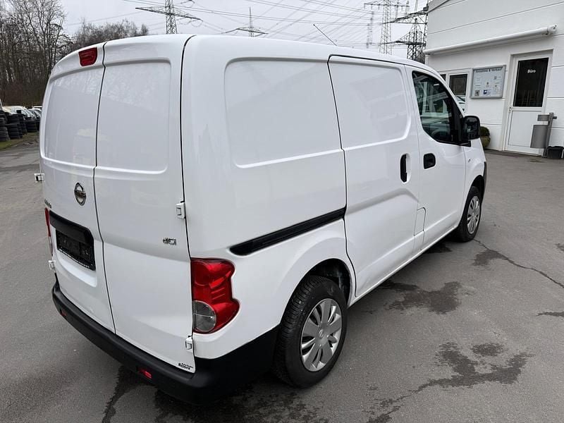 Gebraucht Nissan NV200 90 PS (66 kW) 2016 Weiß Van / Kleinbus