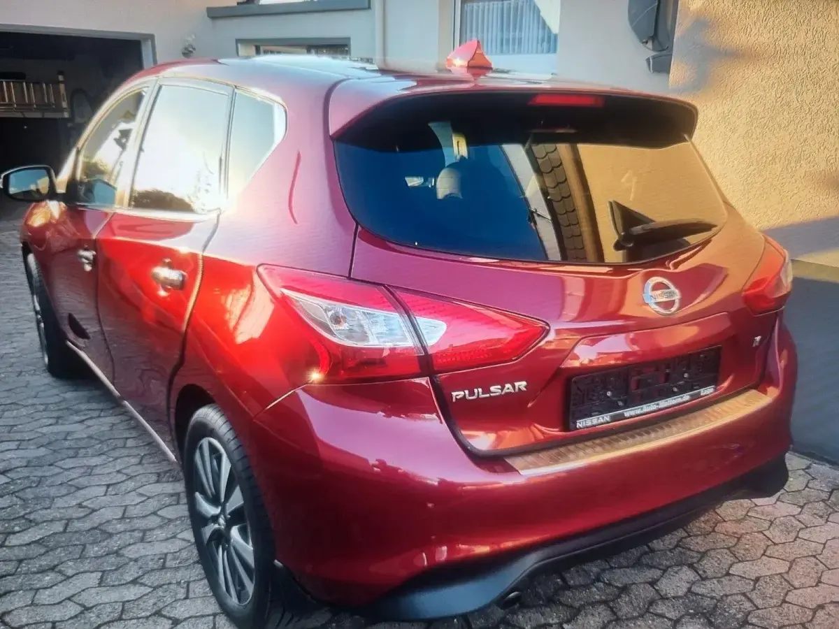 Gebraucht Nissan Pulsar Tekna 116 PS (85 kW) 2018 Blau Kleinwagen