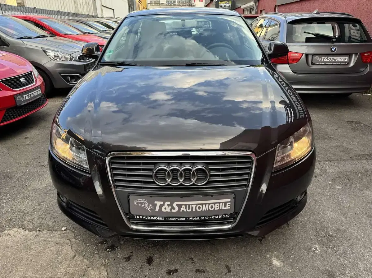 Używany Audi A3 Attraction 102 KM (75 kW) 2010 Szary Hatchback