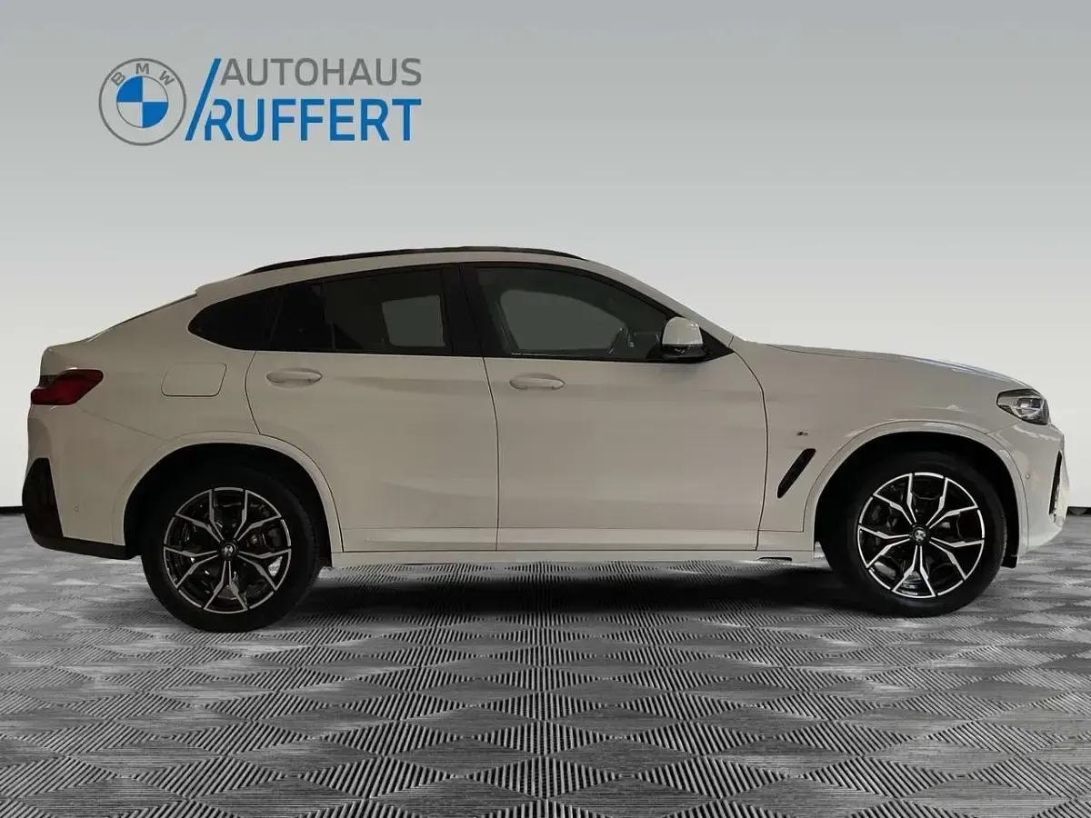 Neu BMW X4 M Sport 245 PS (180 kW) 2025 Alpinweiss iii SUV
