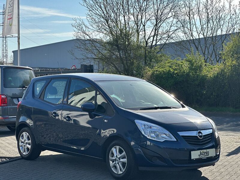 Blau Gebraucht 2013 Opel Meriva Edition Van / Kleinbus | 6.499 € (Fairer Preis) - Bild 1/4