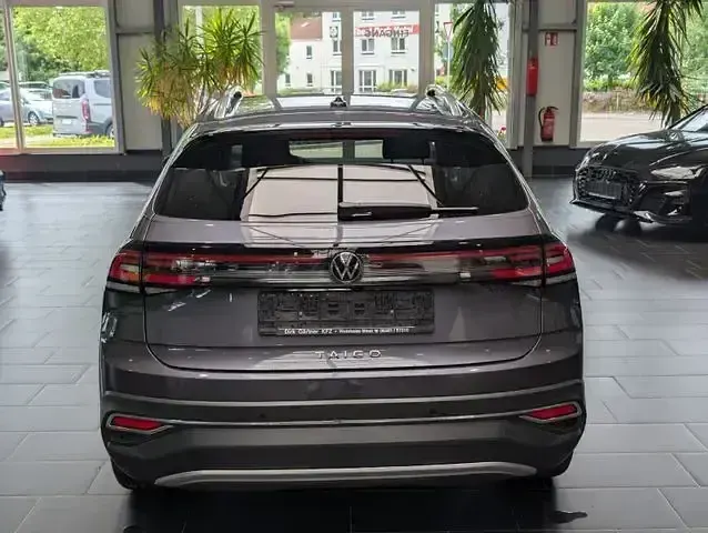 Gebraucht VW Taigo Style 110 PS (80 kW) 2023 Grau SUV