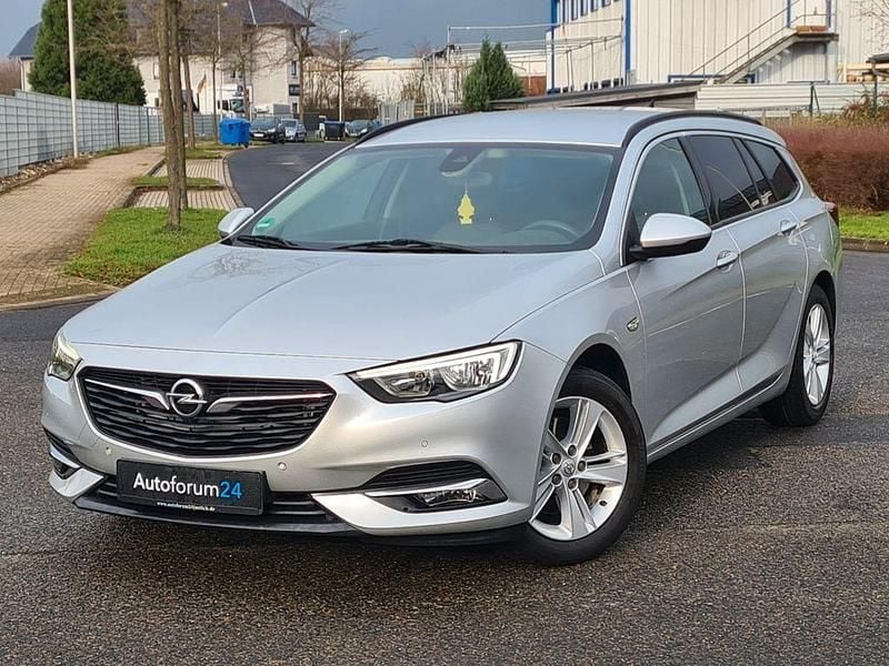 Gebraucht Opel Insignia Edition 170 PS (125 kW) 2018 Silber Kombi
