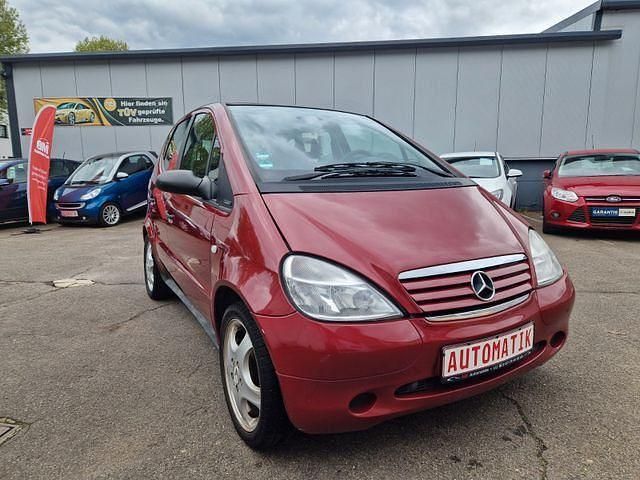 Rot Gebraucht 1999 Mercedes A140 Classic Van / Kleinbus | 1.990 € (Etwas zu teuer) - Bild 1/4