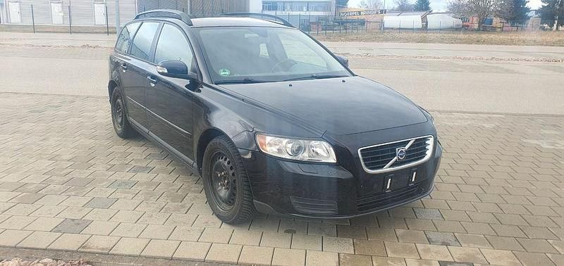 Gebraucht Volvo V50 109 PS (80 kW) 2008 Schwarz Kombi