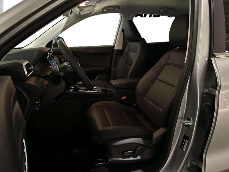 Neu MG ZS Luxury 197 PS (144 kW) 2025 Schwarz Limousine