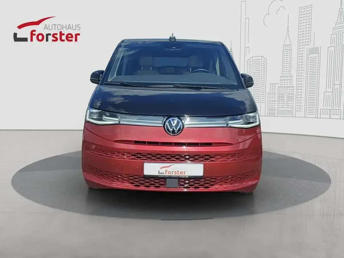Gebraucht VW Multivan Style 150 PS (110 kW) 2024 Rot Van / Kleinbus
