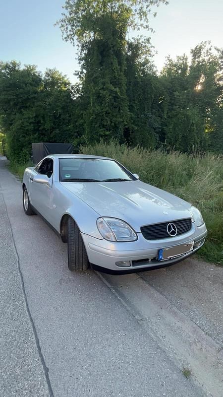 Silber Gebraucht 1999 Mercedes SLK200 Cabrio | 2.000 € (Superpreis) - Bild 1/2