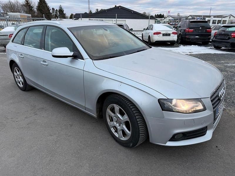 Gebraucht Audi A4 Attraction 211 PS (155 kW) 2010 Silber Kombi